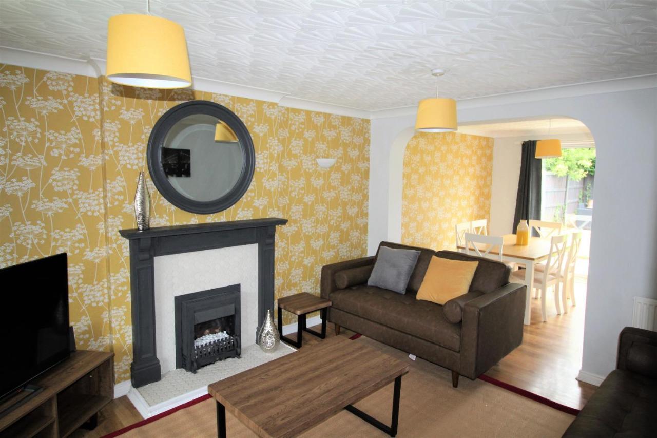 Doncaster - Warmsworth - Great Customer Feedback - 3 Bed Detached House - Private Garden & Parking Plus Garage - Quiet Cul De Sac Location - Dog Friendly - Fast Wifi - Close To Motorway Access Kültér fotó