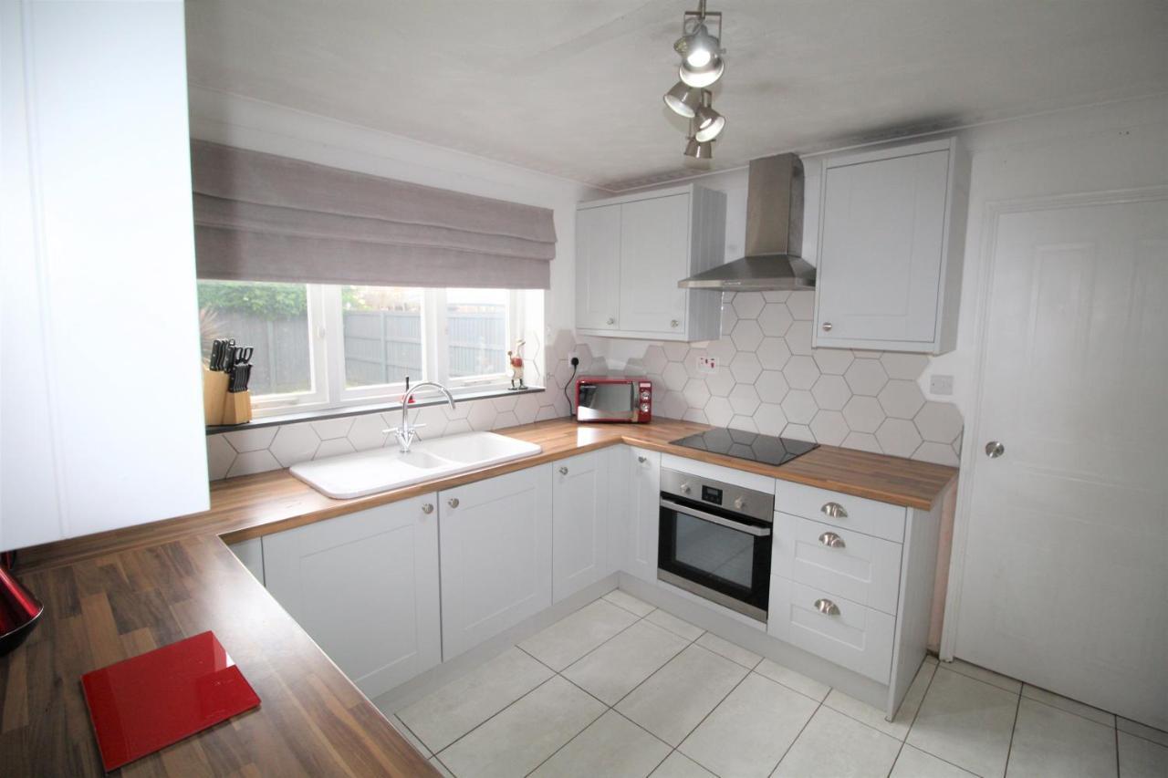 Doncaster - Warmsworth - Great Customer Feedback - 3 Bed Detached House - Private Garden & Parking Plus Garage - Quiet Cul De Sac Location - Dog Friendly - Fast Wifi - Close To Motorway Access Kültér fotó